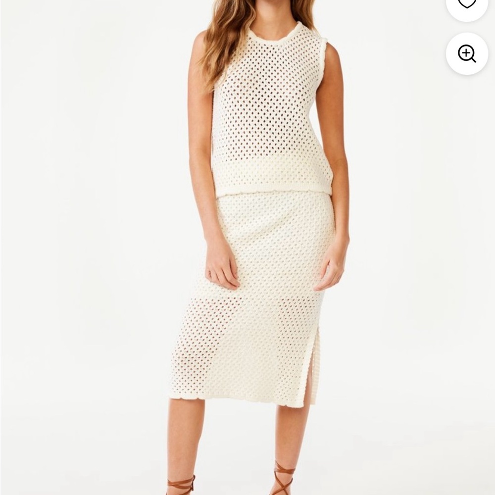 Elegant Cream Women's Skirt